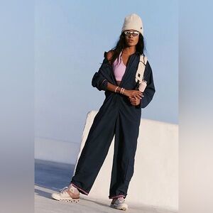 Free People Mesmerized Me Coveralls NWT 
Small